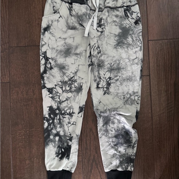 Little Bipsy Adult Jogger and Crewneck Set - Picture 2 of 3